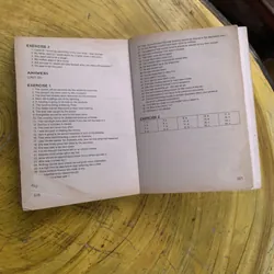 COMBO VĂN PHẠM TIẾNG ANH THỰC HÀNH & CẨM NANG NGỮ ÂM TIẾNG ANH PHỔ THÔNG 737685