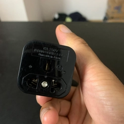 Bộ chuyển đổi 9 loại ổ cắm Kashimura 6A 250v 548137