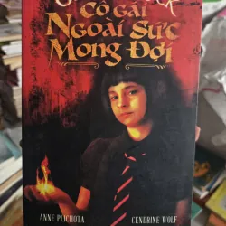 cô gái ngoài sức mong đợi