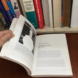 II Tựa sách: Những Trang Đời Và Nghiệp _ 81 Doanh Nhân Tiêu Biểu 2005 - 2006 607586