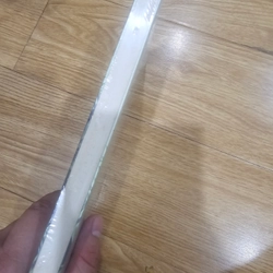 Tản văn bút ký BỎ QUA RẤT UỔNG - Lê Giang 454524