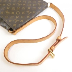 Túi đeo vai Louis Vuitton Monogram Musette M51256 612435