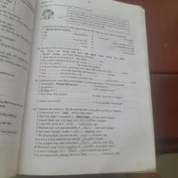 Raymond Murphy - ENGLISH GRAMMAR IN USE 931036