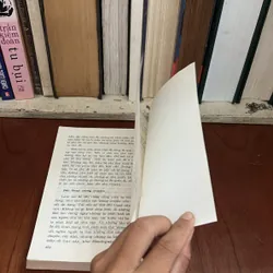 [Chữ Ký] - II Truyện Ngắn: Những Vấn Đề Lý Thuyết Và Thực Tiễn Thể Loại - Bùi Việt Thắng 592905