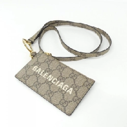 Ví tiền Gucci 681706 UQOAT 621347