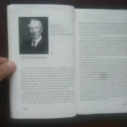 [Sách Doanh Nhân] 100 Nhân Vật Giàu Nhất Nước Mỹ (Michael Klepper & Robert Gunther) 977934