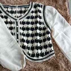 Áo kiểu nữ đa dạng mẫu mã, màu sắc, chất liệu 973650