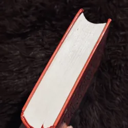 Tiếng chim hót trong bụi mận gai 756482