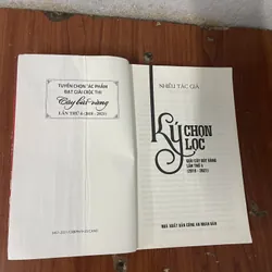 KÝ CHỌN LỌC GIẢI CÂY BÚT VÀNG LẦN THỨ TƯ 734924