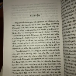 Thực hiện nguyên tắc Đảng gắn bó mật thiết với Nhân dân trong giai đoạn hiện nay 758257