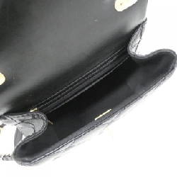 Túi xách vai Chanel 613892