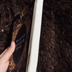 Những lối đi dưới hàng cây tăm tối 993152