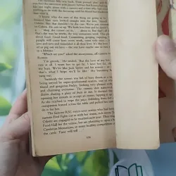 Between Males - Fiona Walker 1027504