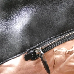 Túi xách vai Miu Miu RP0169 - Hàng hiệu Authentic 802009