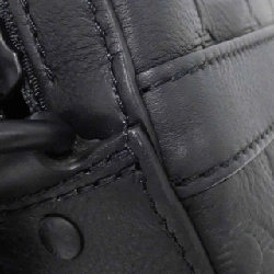 Túi đeo chéo Louis Vuitton Monogram Shadow Trio M46602 610992