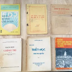 Hết lô 14 cuốn lịch sử chính trị như hình 150k 929046