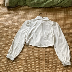 Áo kiểu sơ mi trắng size S/M 524943