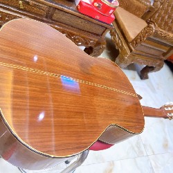 Đàn guitar Classic 6784