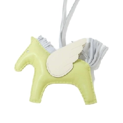 Túi charm Hermes Rodeo Pegasus MM 083011CA 623674