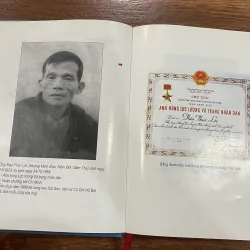 Khúc bi tráng trên sông Vàm Cỏ ( Chuyện chưa biết về người anh hùng) (Bm) 561018