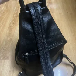 Balo nữ hiệu size 20*32*10 da thật 2hand 925589