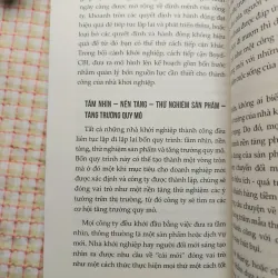 CÂU CHUYỆN KHỞI NGHIỆP TỪ NHỮNG GÃ KHỔNG LỒ CÔNG NGHỆ - CARL J.SCHRAMM 763847