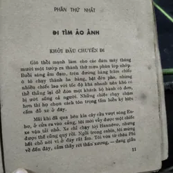 tiểu thuyết "Hoa Quỷ Tam Giác Vàng" của tác giả Bohuslav Snajder.  695788