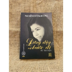 Đứng dậy và bước đi - Nguyễn Hướng Dương 2014 mới 80% sách ố, có chữ ký và note của chủ cũ, không ảnh hưởng nội dung Văn học Việt Nam NSX1004