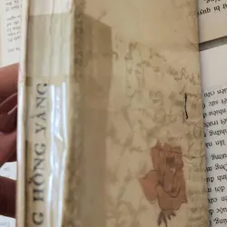 Konstantin Georgiyevich Paustovsky - tập truyện ngắn BÔNG HỒNG VÀNG 709260