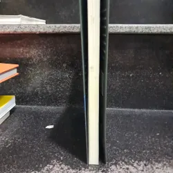 Bí ẩn sau cánh cửa nhà xác  1003891