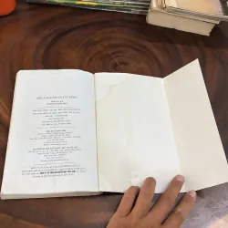 II Tựa Sách: Hãy Can Đảm Và Tốt Bụng - Nhiều Tác Giả - 2013 999265