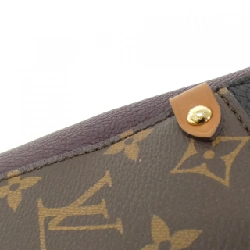 Túi xách Louis Vuitton Monogram Fold Tote MM M45409 608643