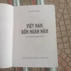 Việt Nam bốn ngàn năm 1007131