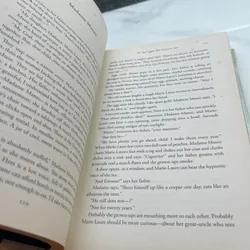 All the light we cannot see Anthony Doerr hard cover 564590