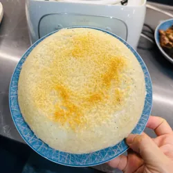 Nồi cơm điện lòng gốm tự nhiên UNIE URC815