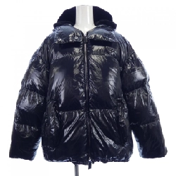 Áo khoác lông vũ PRADA