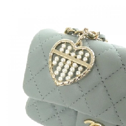 Túi charm AP4760 của Chanel 623544