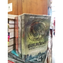 Divergent - 3 Tập - Veronica Roth 929266