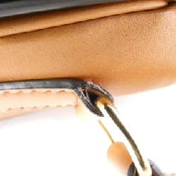 Túi xách đeo vai Céline Teen Triomphe 188882BZ4 613807