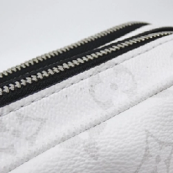 Túi đeo chéo Louis Vuitton Taiga Lama Alpha Messenger M31069 - Hàng hiệu Chính hãng 767012