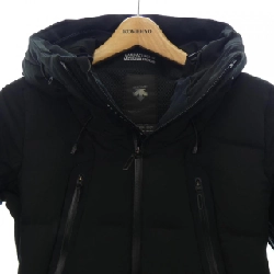 Áo khoác lông vũ DESCENTE - Hàng hiệu Authentic 898959