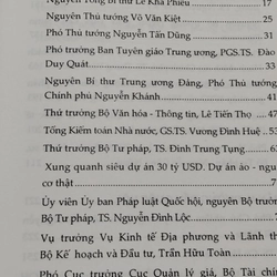 Đối thoại chính khách (bút ký với những chính khách siêu hot) 500276
