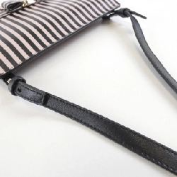 Túi xách vai Salvatore Ferragamo 22 0257 - Hàng hiệu Authentic 768065