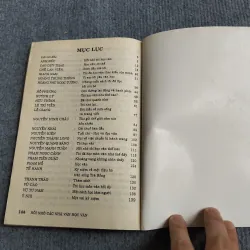 HỒI NHỎ CÁC NHÀ VĂN HỌC VĂN 571001