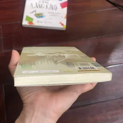 Những đứa trẻ không bao giờ lớn - tản văn dương minh tuấn 2018 nxb VH 1025858