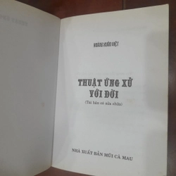 Hoàng Xuân Việt - THUẬT ỨNG XỬ VỚI ĐỜI 547972
