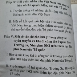 Những điều cần biết về hai quần đảo Hoàng Sa Trường Sa và khu vực thềm lục địa Việt Nam 
 322393