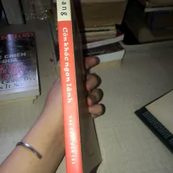 Còn Khóc Ngon Lành - Lê Giang 934678