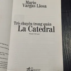 Trò chuyện trong quán Catedral 595741