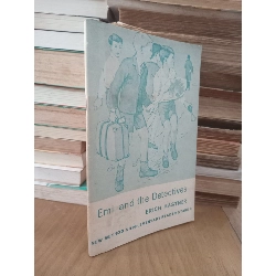 NEW METHOD SUPPLEMENTARY READER STAGE 3 Series (Sách luyện đọc tiếng Anh) 748742